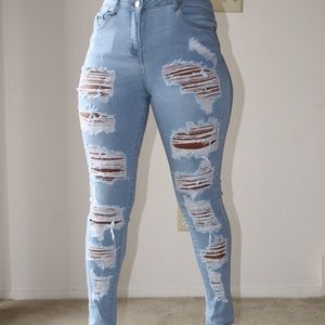 “Distress Me Out” jeans